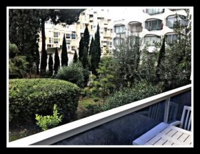 T1 apartment, seaside, near restaurants, shops, activities, casino